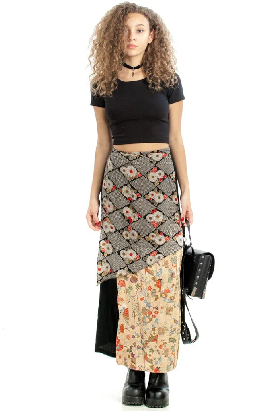 SOLD! Date night unclassified skirts