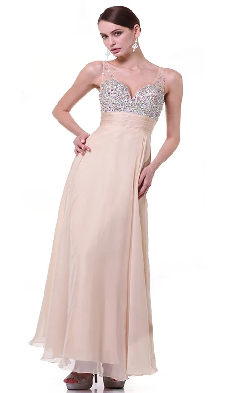 Cinderella Divine CJ93 Halter unclassified dresses