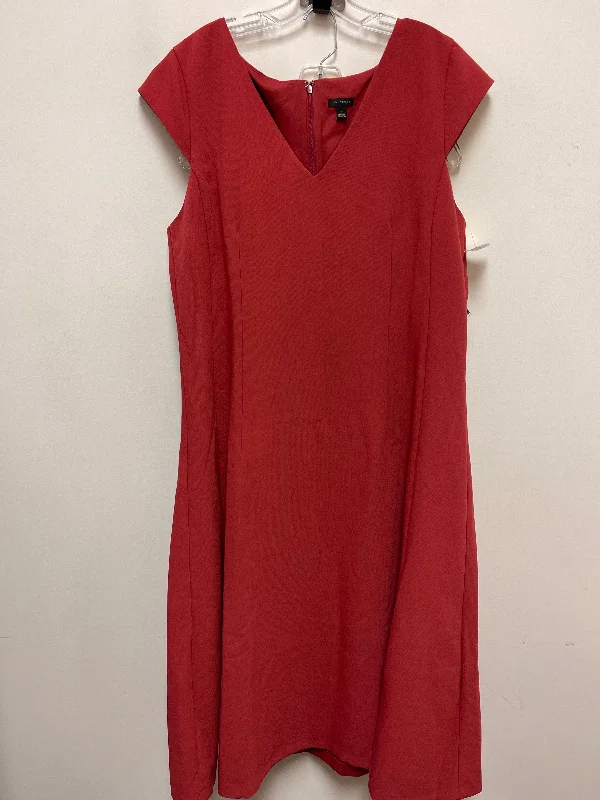 Dress Casual Midi By Ann Taylor In Red, Size: 1x Trendy Midi Look